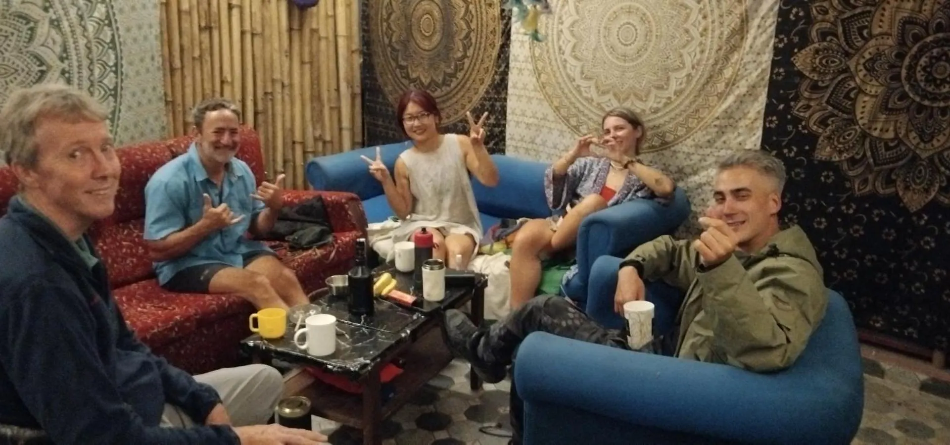 Mystic Vibes International Fitness Commune Kathmandu Rum i privatbostad